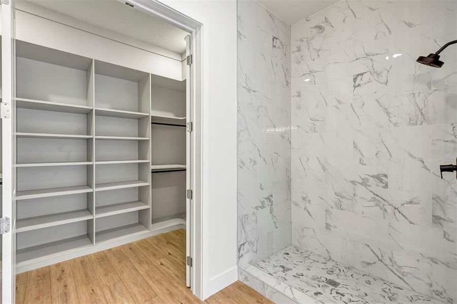 Furnished interior view inside a new home in , Port Charlotte (Image 7).