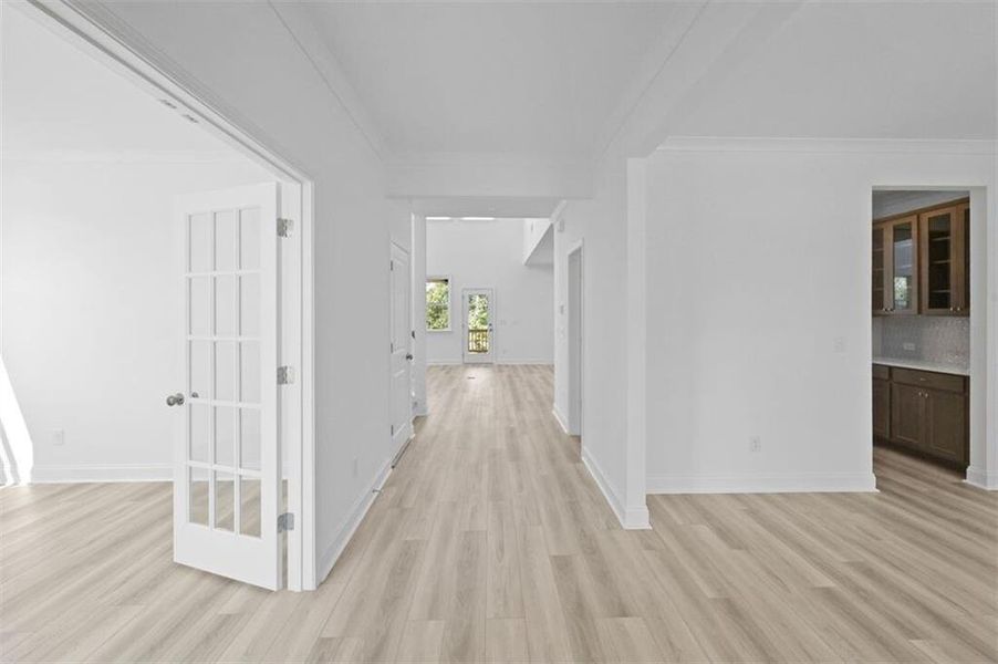 Spacious, unfurnished interior of a new home in Stratford Hills, Ball Ground (Image 13).