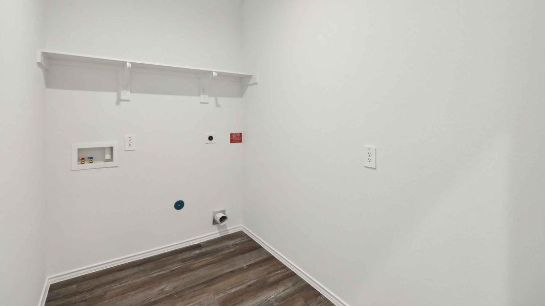 Spacious, unfurnished interior of a new home in Grand Pines, Magnolia (Image 26).