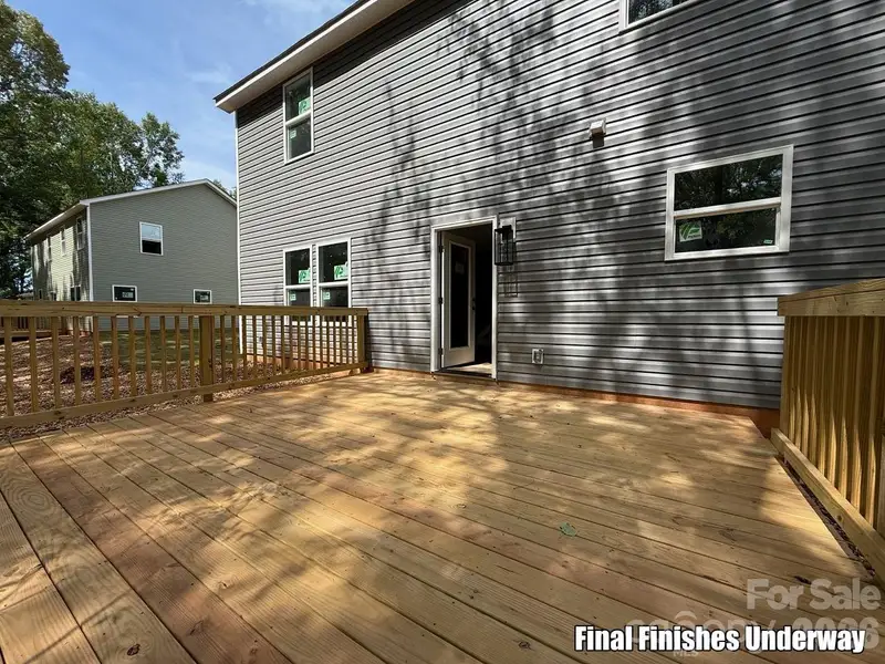Exterior details and patio area of a home in , Dallas (Image 3).