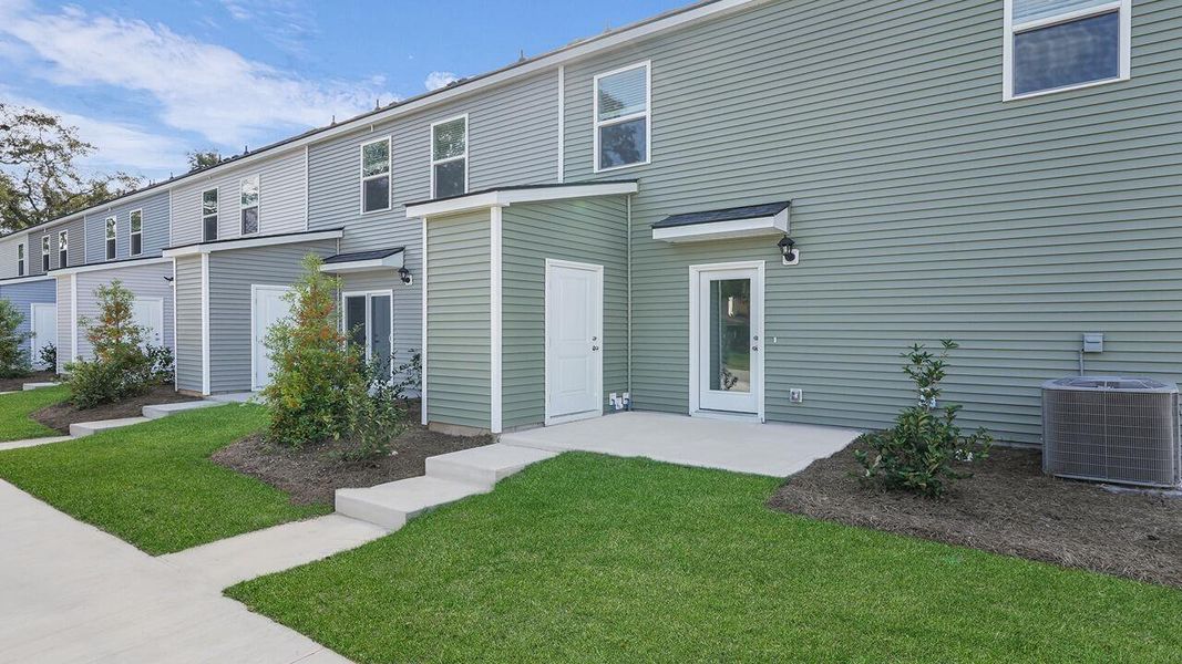 Exterior details and patio area of a home in Garbon Fields, Summerville (Image 3).