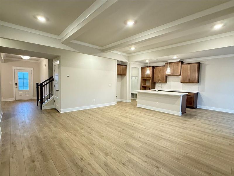 Spacious, unfurnished interior of a new home in Ponderosa Farms Manor, Gainesville (Image 25).