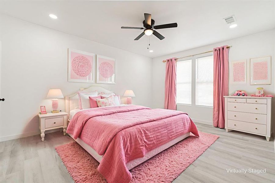 Furnished interior view inside a new home in , Dallas (Image 11).