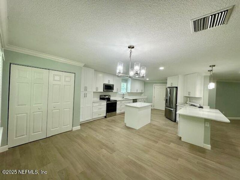 Furnished interior view inside a new home in , Jacksonville (Image 7).