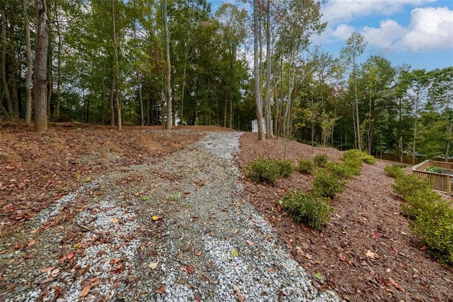 Natural landscape and outdoor views near Holiday Pines in Buford (Image 40).