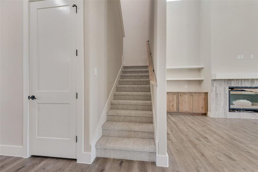 Furnished interior view inside a new home in Lincoln Pointe, Van Alstyne (Image 6). Furnished interior view inside a new home in Lincoln Pointe, Van Alstyne (Image 6).