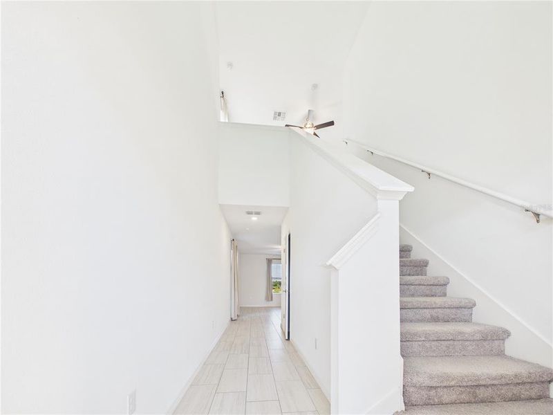 Spacious, unfurnished interior of a new home in Two Rivers, Zephyrhills (Image 20).