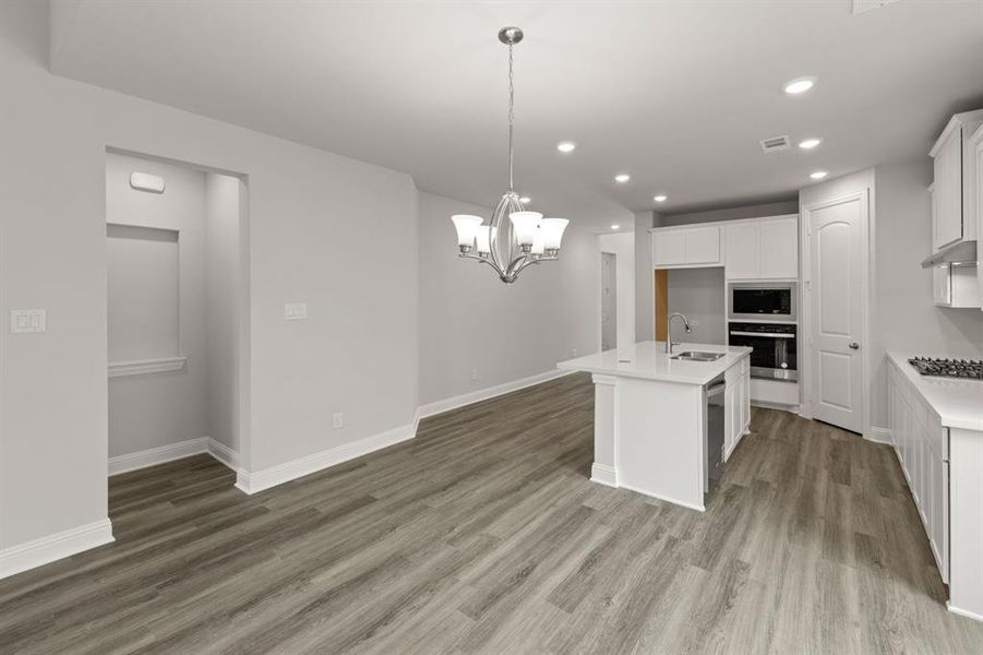 Spacious, unfurnished interior of a new home in Cambridge Crossing, Celina (Image 22).