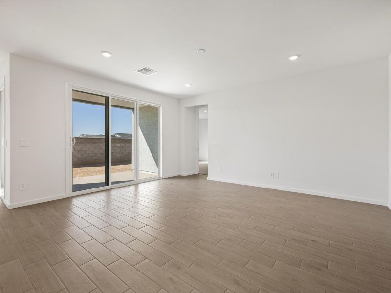 Spacious, unfurnished interior of a new home in Mountain View Estates Signature Series, Buckeye (Image 11). Spacious, unfurnished interior of a new home in Mountain View Estates Signature Series, Buckeye (Image 11).