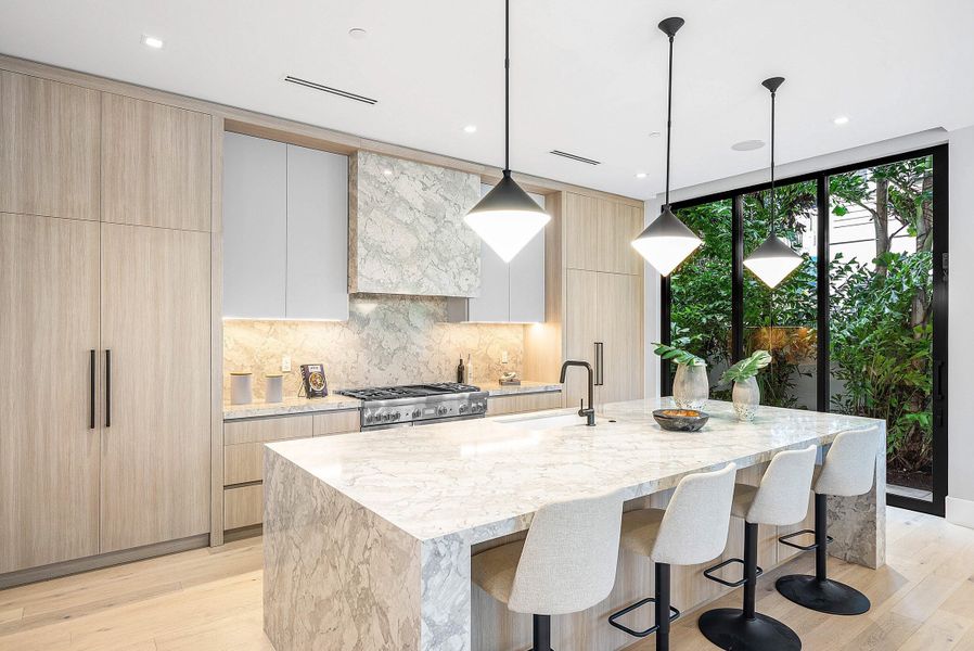 007-810AndrewsAvenue-DelrayBeach-FL-3348