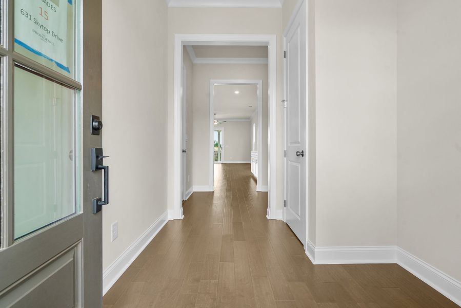 Representative unfurnished interior of a home built from the The Carter by The Providence Group in Aberdeen, Hoschton (Image 16).