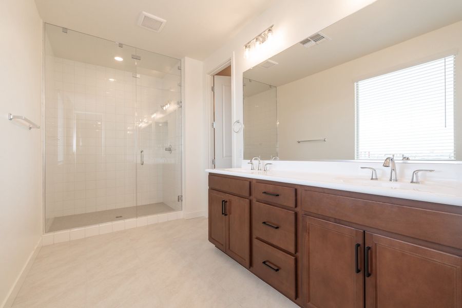 Furnished interior view inside a new home in Terraza, San Tan Valley (Image 8).