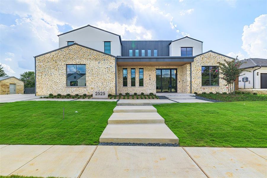 Front exterior of a new home in , Southlake, TX, highlighting curb appeal (Image 21).
