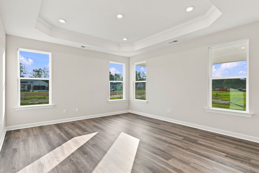 Spacious, unfurnished interior of a new home in Terrapin, Leland (Image 12).