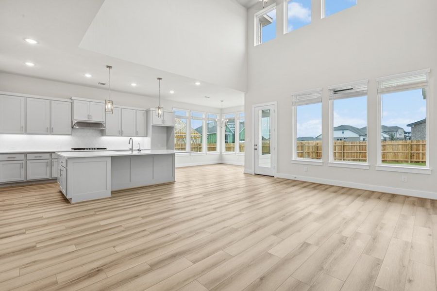 Spacious, unfurnished interior of a new home in Blackhawk, Pflugerville (Image 16).