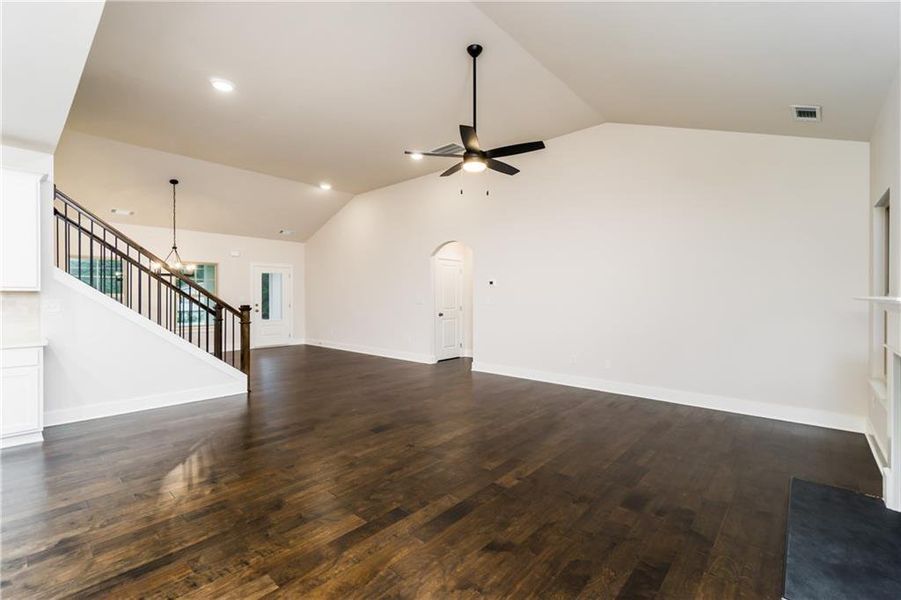 Spacious, unfurnished interior of a new home in , Snellville (Image 14).