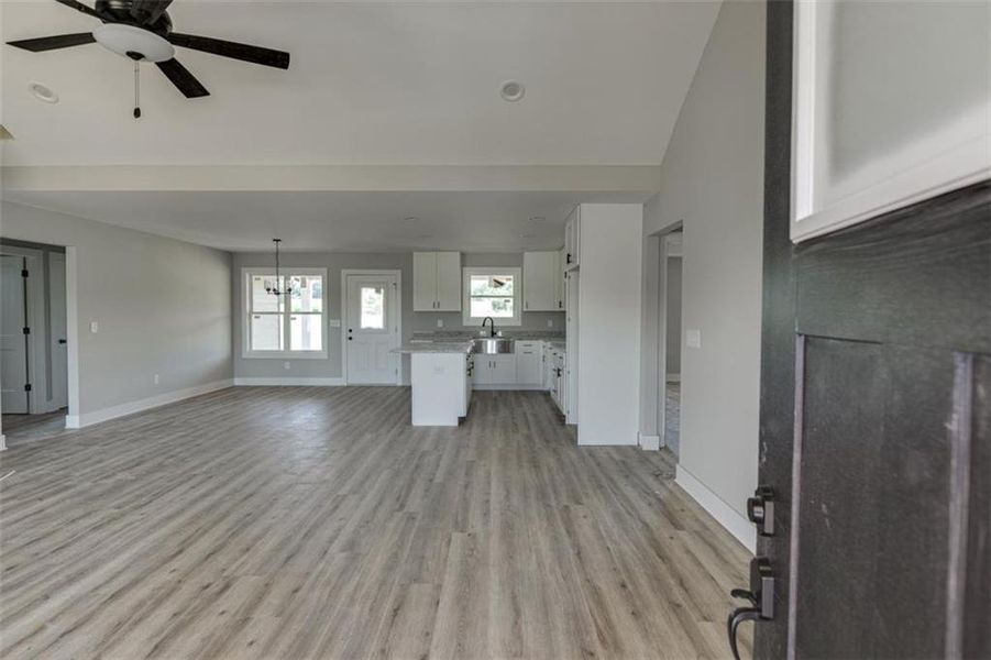 Spacious, unfurnished interior of a new home in , Hartwell (Image 17). Spacious, unfurnished interior of a new home in , Hartwell (Image 17).