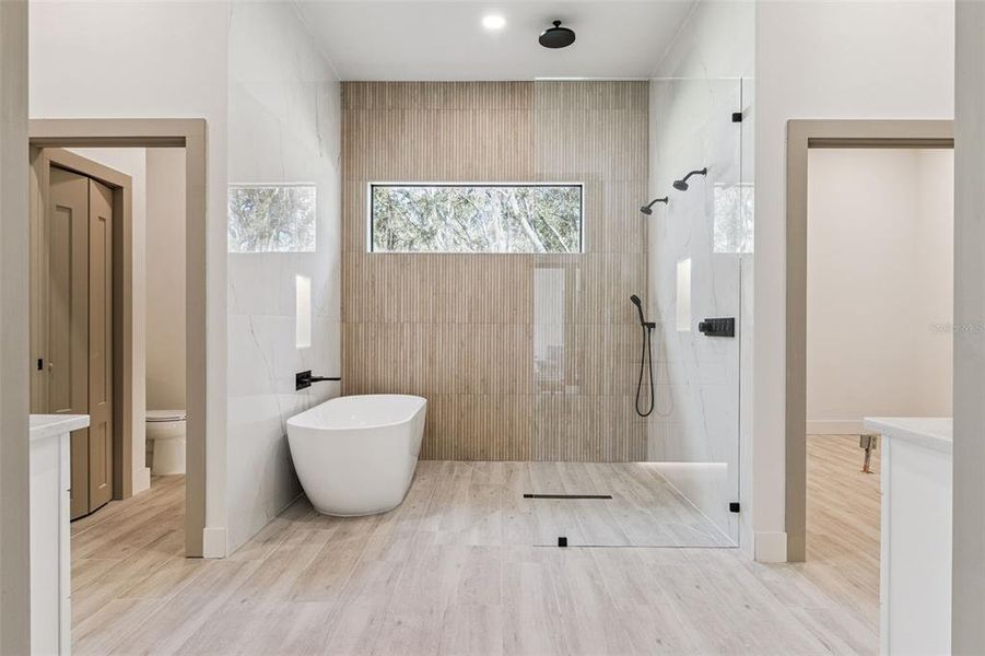 Furnished interior view inside a new home in , Winter Springs (Image 34).