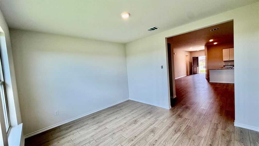 Spacious, unfurnished interior of a new home in Northspur, Terrell (Image 11).