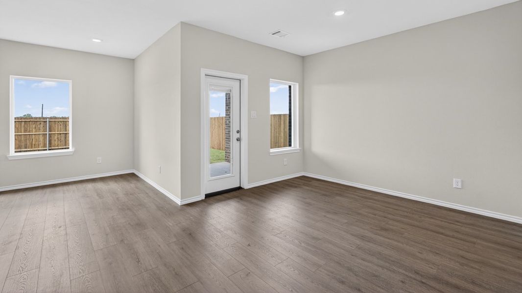 Spacious, unfurnished interior of a new home in Oak Valley Estates, Bullard (Image 30). Spacious, unfurnished interior of a new home in Oak Valley Estates, Bullard (Image 30).