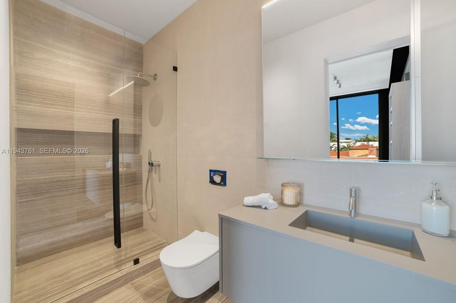 Furnished interior view inside a new home in , Miami Beach (Image 41).