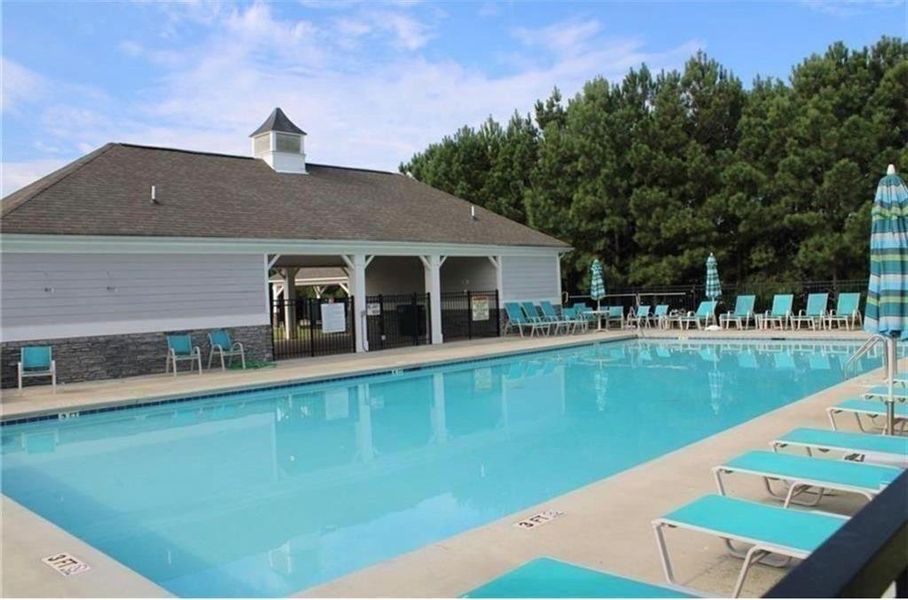 Community amenities in Summit Pointe, Dallas (Image 27).