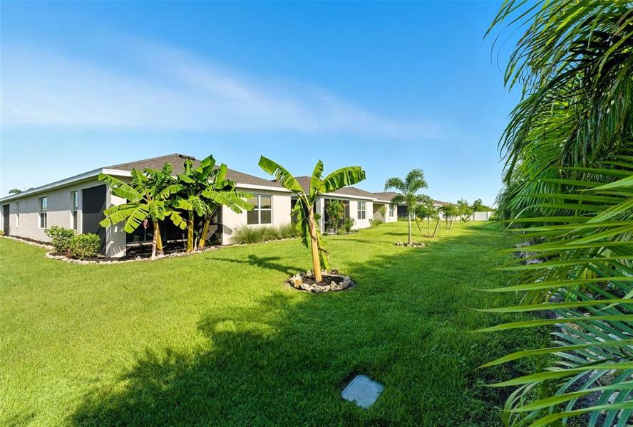 Exterior details and patio area of a home in , North Fort Myers (Image 27).