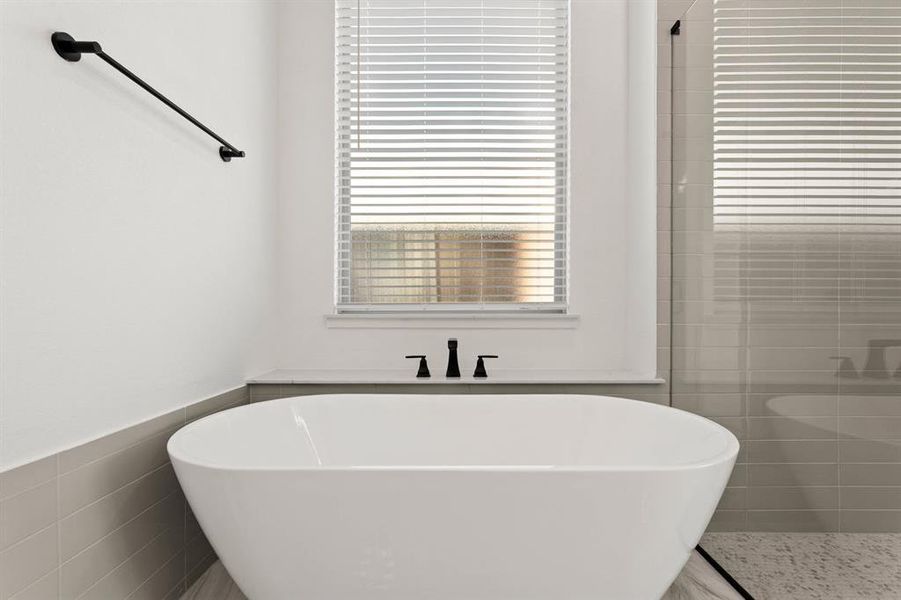 10020 La Frontera-Primary Suite-6 10020 La Frontera-Primary Suite-6