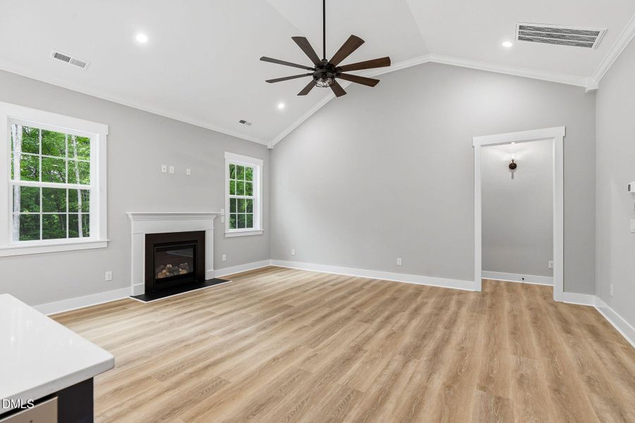 31-web-or-mls-DSC01697 31-web-or-mls-DSC01697