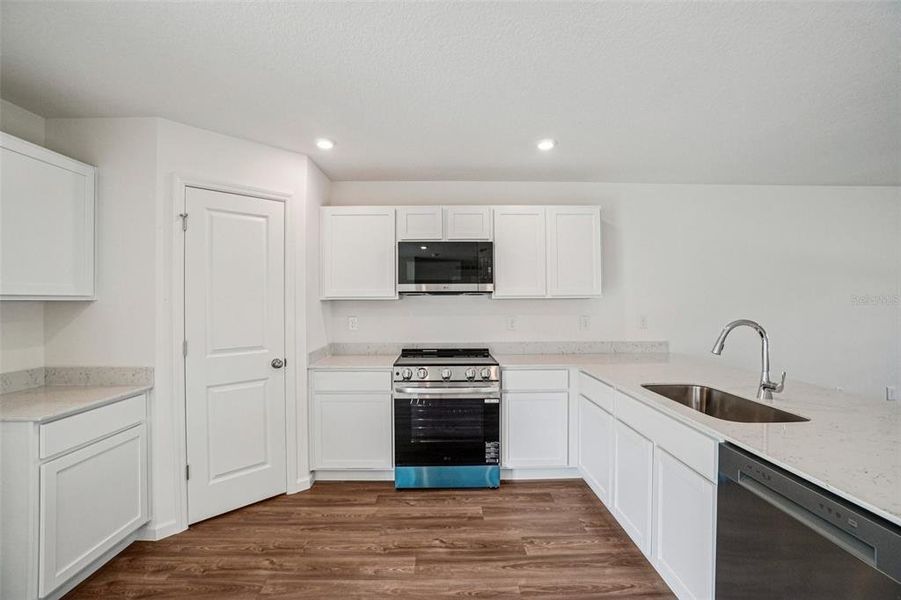 Furnished interior view inside a new home in Sumter Villas, Sumterville (Image 13).