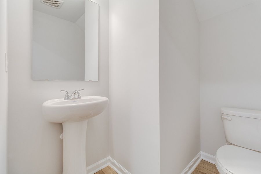 Image 29 of a home in Astoria.