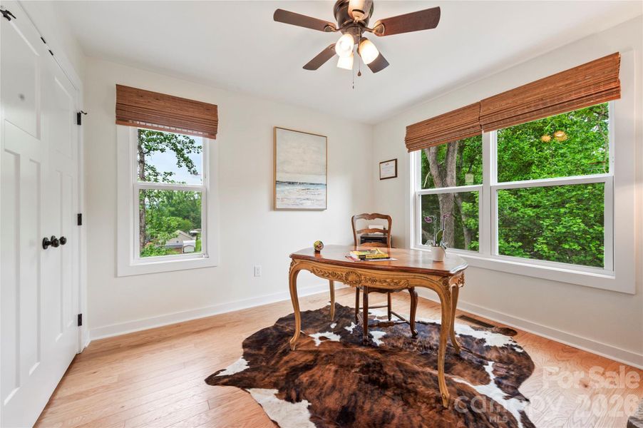 Furnished interior view inside a new home in , Asheville (Image 27). Furnished interior view inside a new home in , Asheville (Image 27).