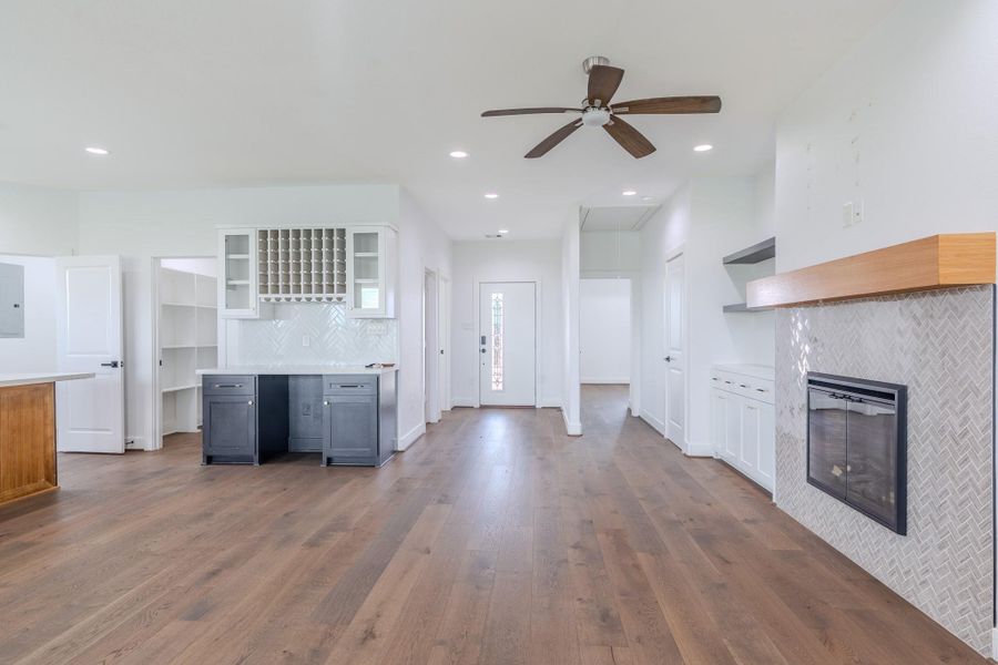 Spacious, unfurnished interior of a new home in , Cleveland (Image 9). Spacious, unfurnished interior of a new home in , Cleveland (Image 9).