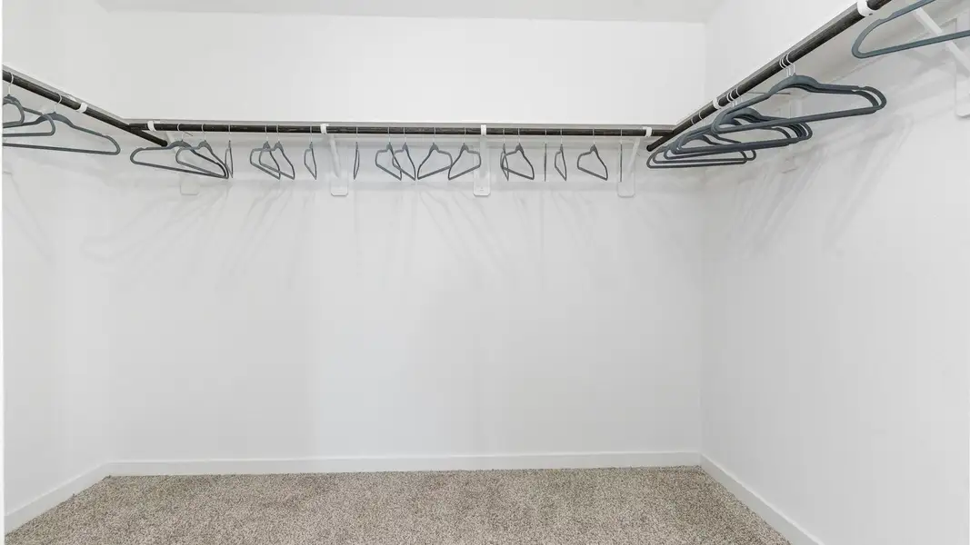 Spacious, unfurnished interior of a new home in Villarosa at Tamarron, Katy (Image 20). Spacious, unfurnished interior of a new home in Villarosa at Tamarron, Katy (Image 20).