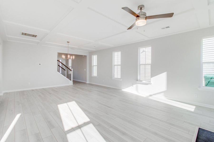 Spacious, unfurnished interior of a new home in Hendrix Farms, Lexington (Image 20).
