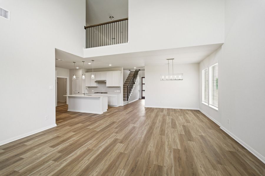 Spacious, unfurnished interior of a new home in La Terra, Celina (Image 48).