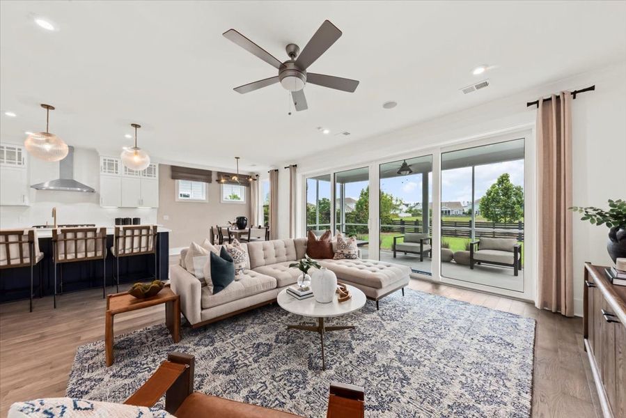 Representative furnished interior of a home built from the Northridge by Pulte Homes in Long Savanna, Charleston (Image 19).