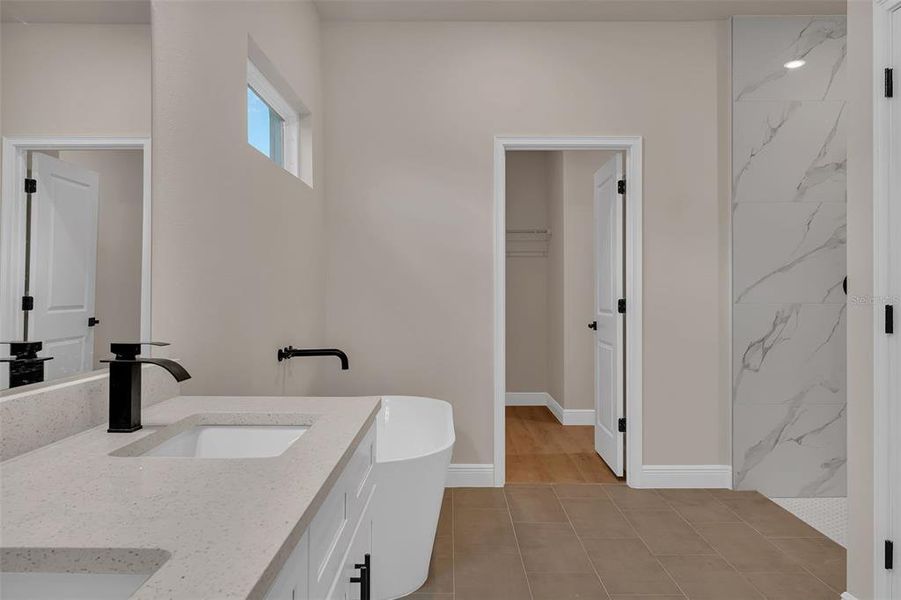 Furnished interior view inside a new home in , Ocala (Image 7).