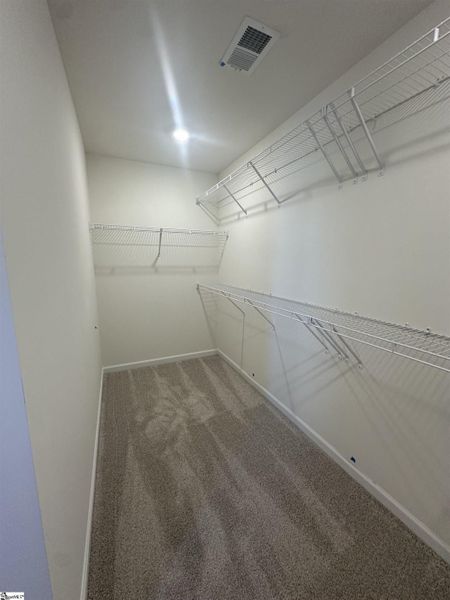 Spacious, unfurnished interior of a new home in Shiloh Trail, Wellford (Image 35).