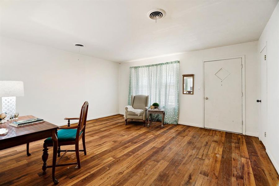 Furnished interior view inside a new home in , Blossom (Image 9).