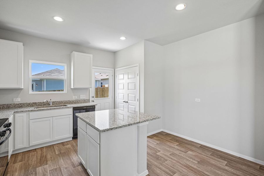 Furnished interior view inside a new home in Edgebrooke, Pflugerville (Image 12).