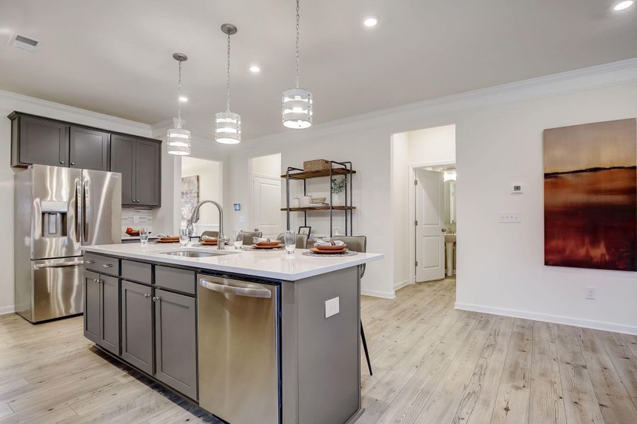 63-web-or-mls-Gatwick Dr-061 63-web-or-mls-Gatwick Dr-061