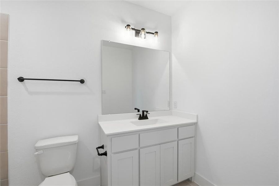 Furnished interior view inside a new home in Talon Hills, Fort Worth (Image 19).
