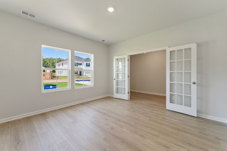 Spacious, unfurnished interior of a new home in Burke Estates, Chesnee (Image 13). Spacious, unfurnished interior of a new home in Burke Estates, Chesnee (Image 13).