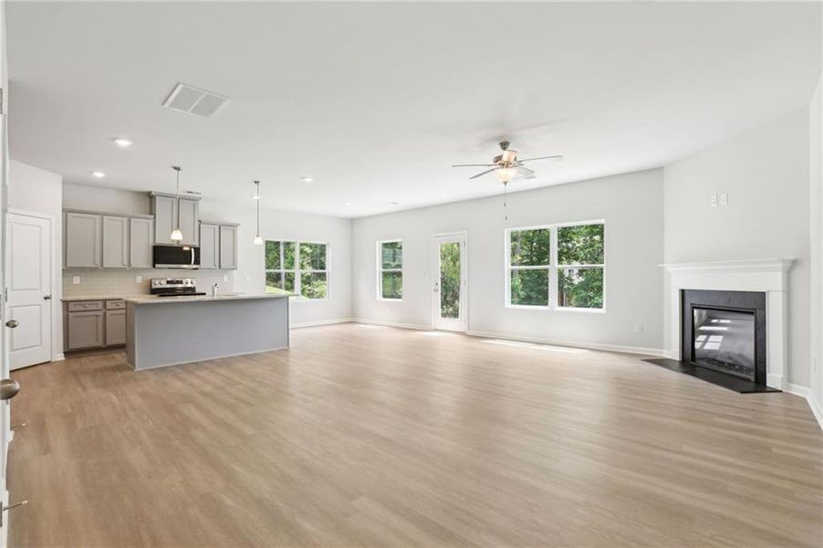 Spacious, unfurnished interior of a new home in The Hills at Cedar Creek, Winder (Image 24).