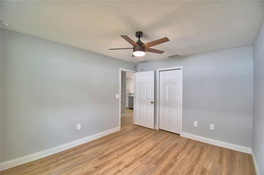 Spacious, unfurnished interior of a new home in , Bartow (Image 42).