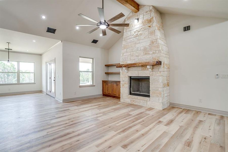 Image 33 of a home in .