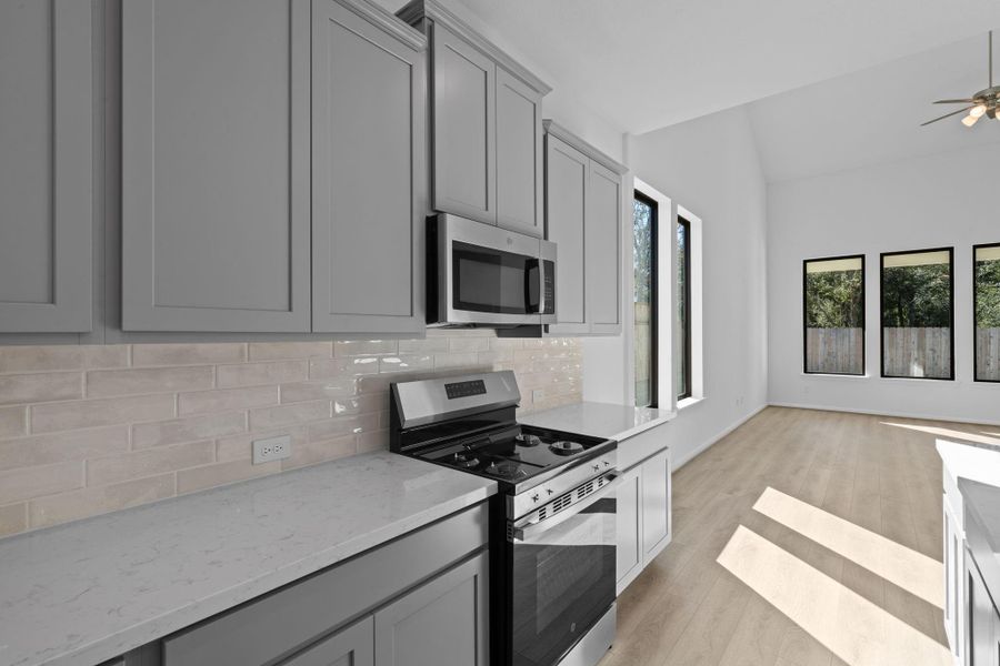 This kitchen is not only a functional space but also has ample storage. Whether you're a seasoned chef or just love to gather and enjoy good food, this kitchen is a dream come true. This kitchen is not only a functional space but also has ample storage. Whether you're a seasoned chef or just love to gather and enjoy good food, this kitchen is a dream come true.