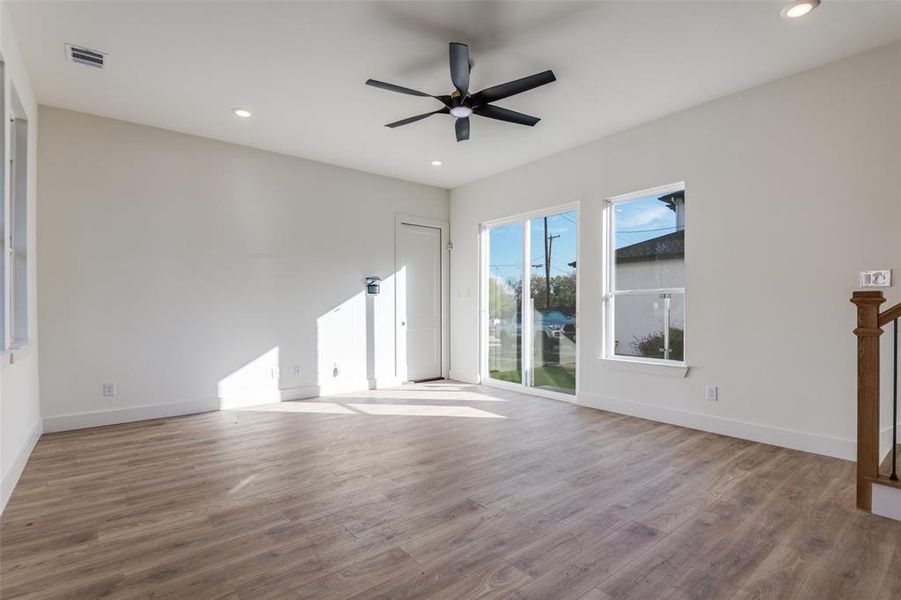 Spacious, unfurnished interior of a new home in , Rockwall (Image 12).