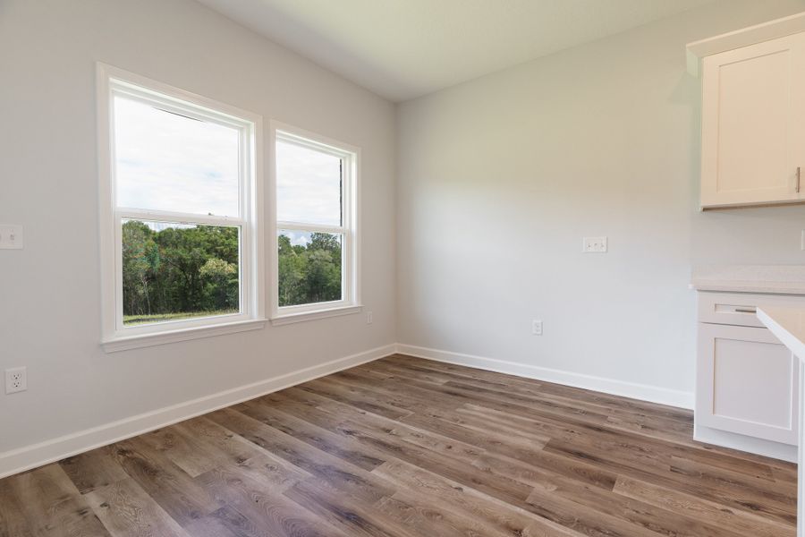 Spacious, unfurnished interior of a new home in Blossom Grove, Crestview (Image 38).
